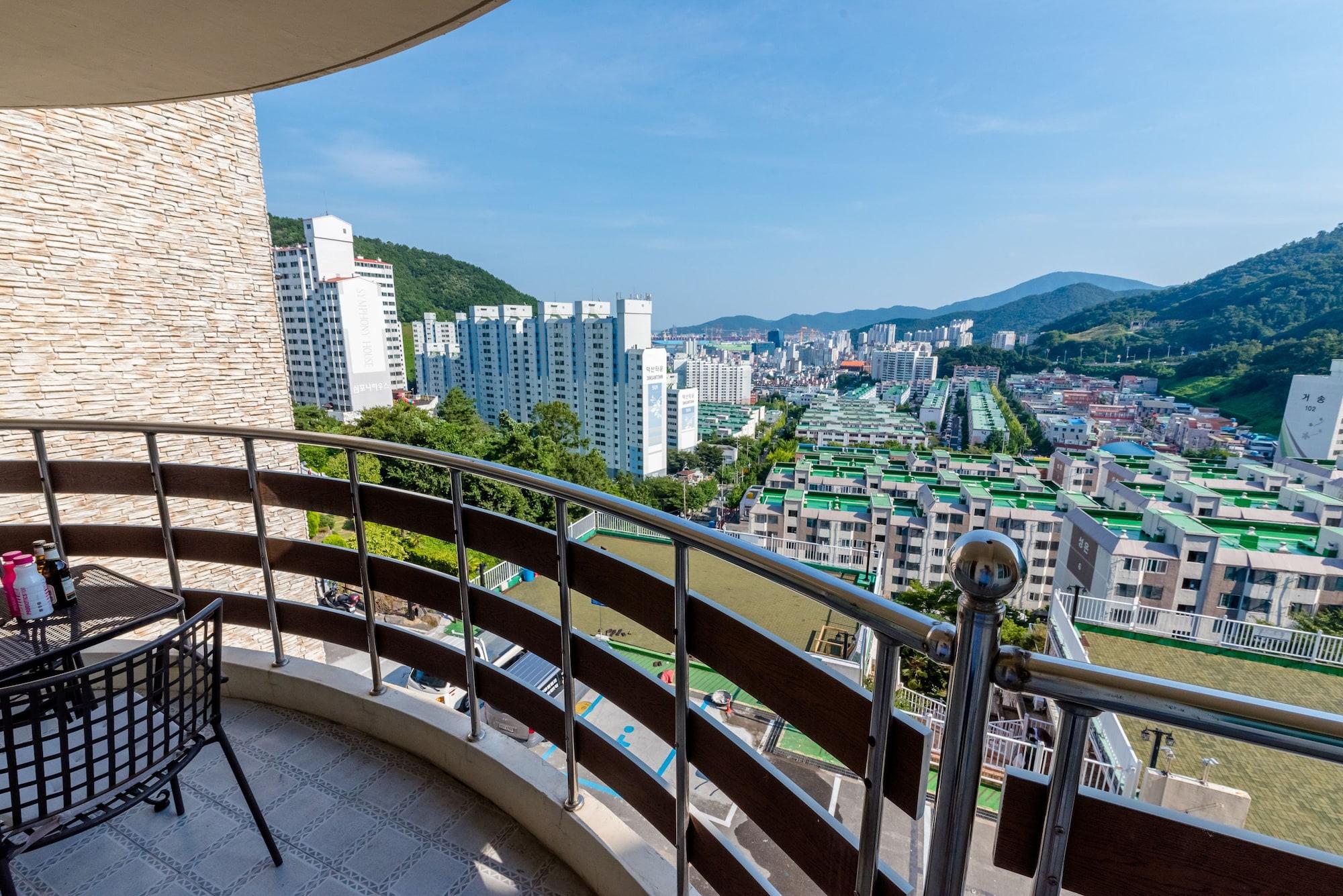 弗莱斯特度假酒店 巨济市 外观 照片